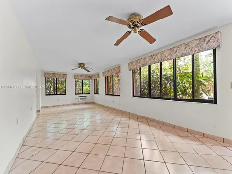 18710 Belmont Drive Cutler Bay FL 33157
