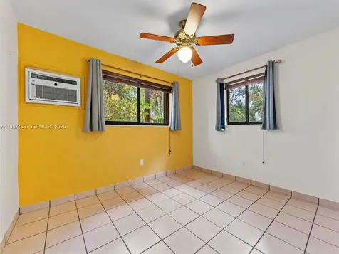 18710 Belmont Drive Cutler Bay FL 33157