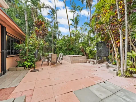 18710 Belmont Drive Cutler Bay FL 33157