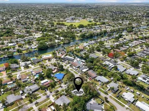 18710 Belmont Drive Cutler Bay FL 33157