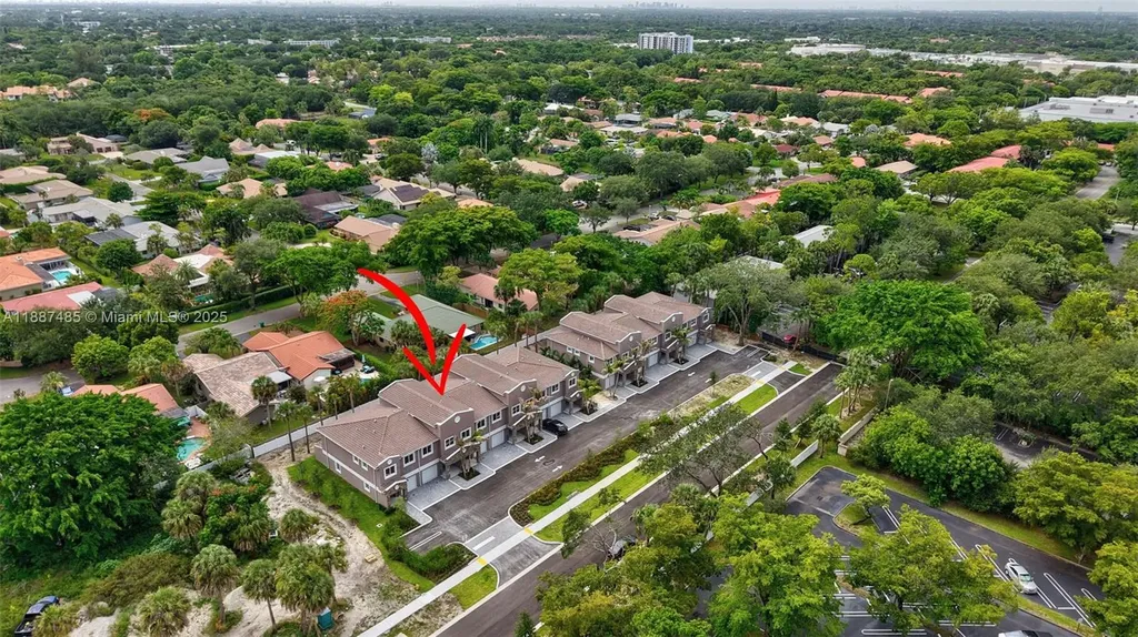 1559 NW 94th Way Coral Springs FL 33071