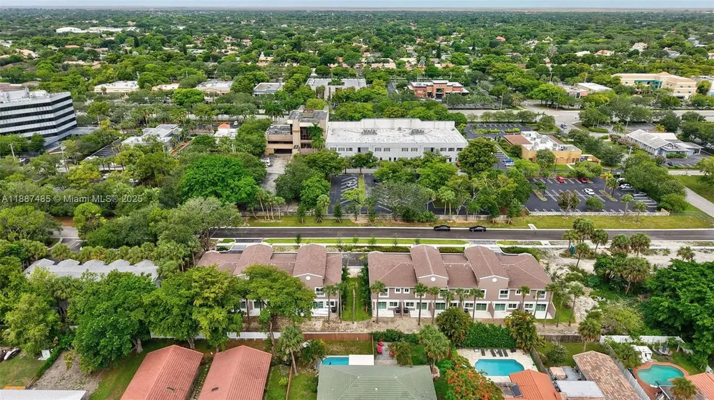 1559 NW 94th Way Coral Springs FL 33071