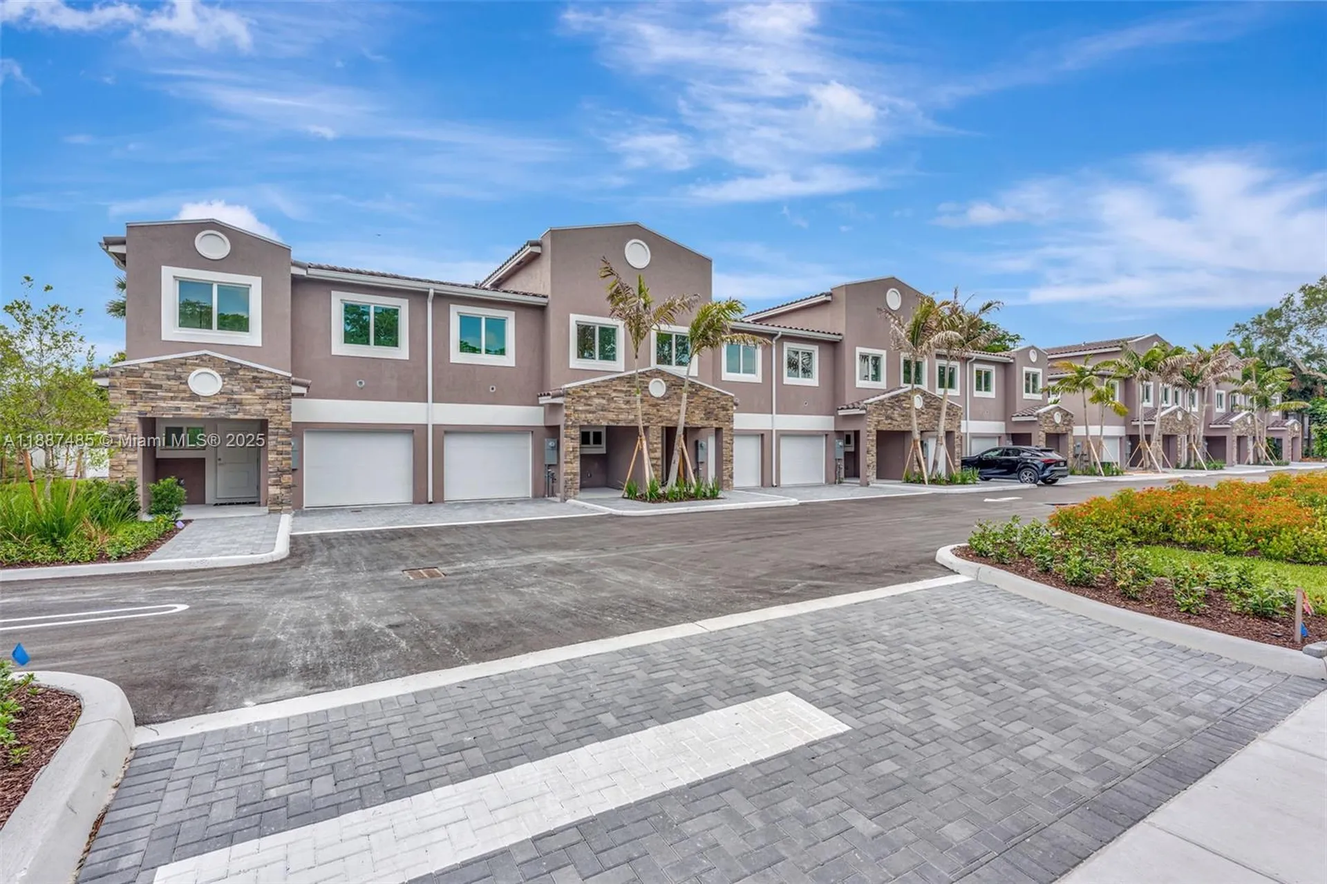 1559 NW 94th Way Coral Springs FL 33071