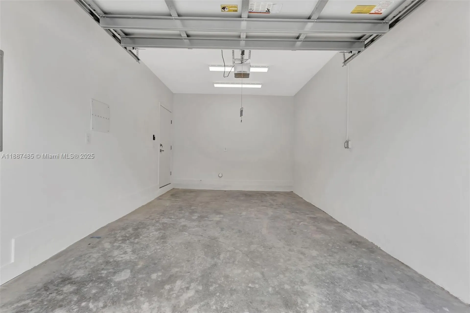 1559 NW 94th Way Coral Springs FL 33071