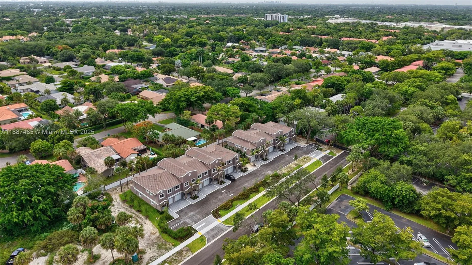 1559 NW 94th Way Coral Springs FL 33071