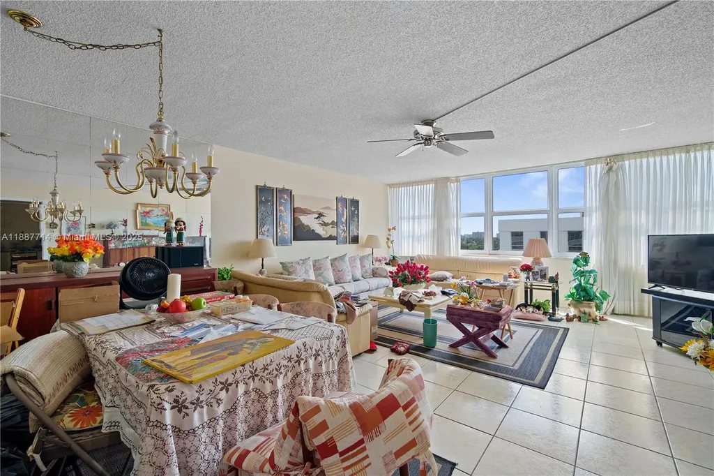 1160 N Federal Highway Fort Lauderdale FL 33304