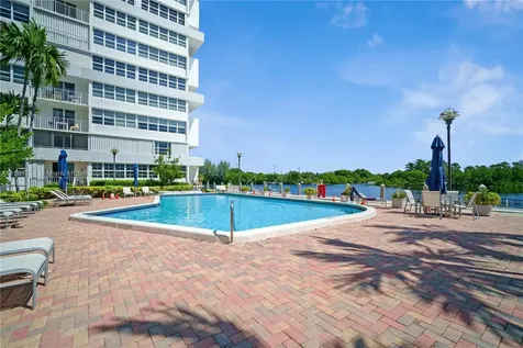 1160 N Federal Highway Fort Lauderdale FL 33304