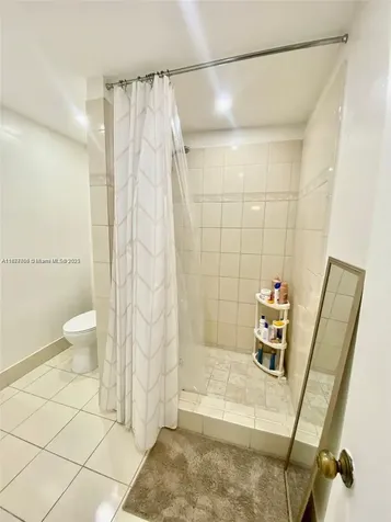 10000 NW 80 Court Hialeah Gardens FL 33016