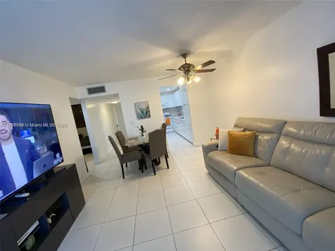 10000 NW 80 Court Hialeah Gardens FL 33016