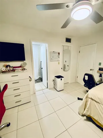10000 NW 80 Court Hialeah Gardens FL 33016