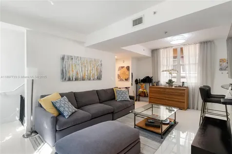 3232 SW 22nd Terrace Miami FL 33145