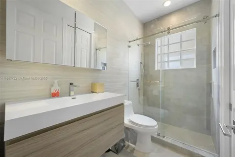 19460 39th Court Sunny Isles Beach FL 33160