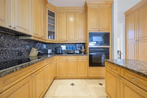 19460 39th Court Sunny Isles Beach FL 33160