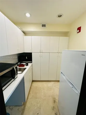 1160 Kane Concourse Bay Harbor Islands FL 33154