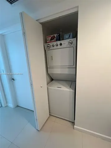 465 Brickell Avenue Miami FL 33131