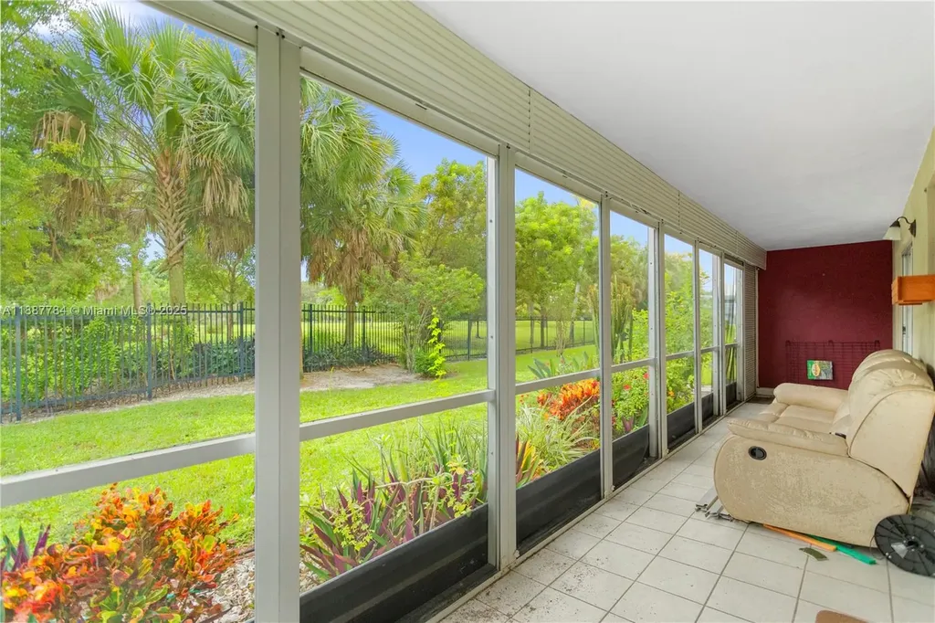 4800 Hillcrest Lane Hollywood FL 33021