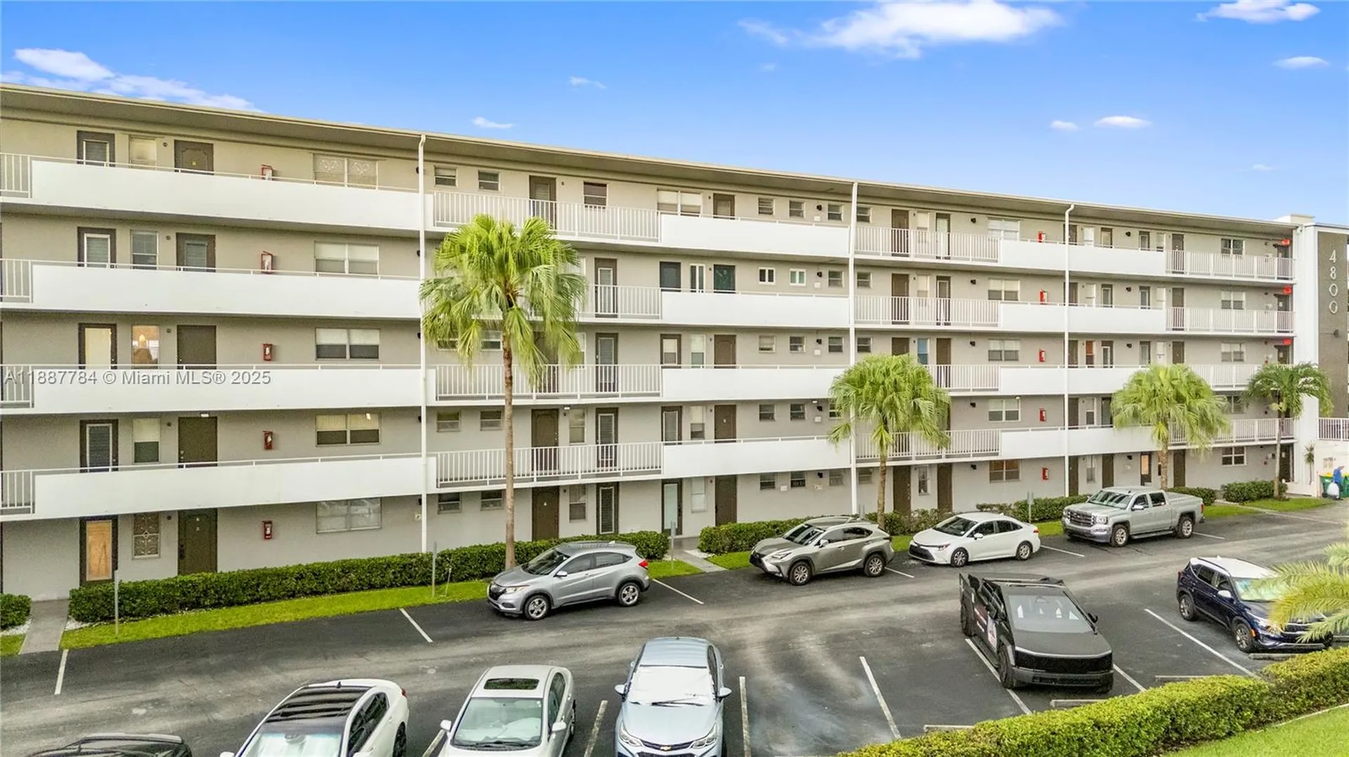 4800 Hillcrest Lane Hollywood FL 33021