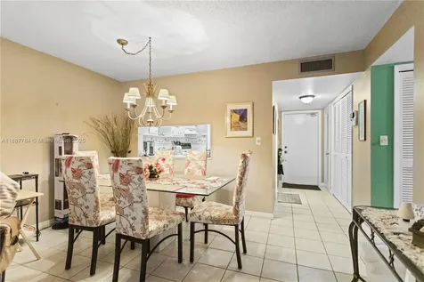 4800 Hillcrest Lane Hollywood FL 33021