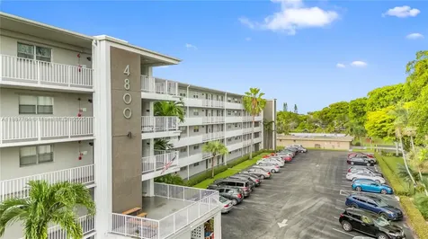 4800 Hillcrest Lane Hollywood FL 33021