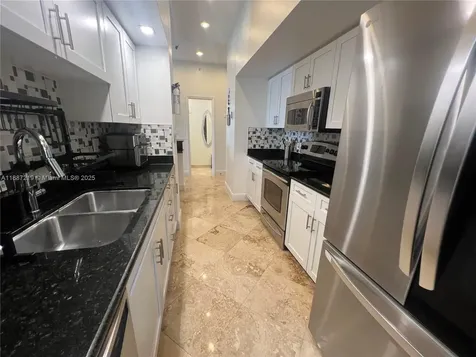6917 Collins Avenue Miami Beach FL 33141