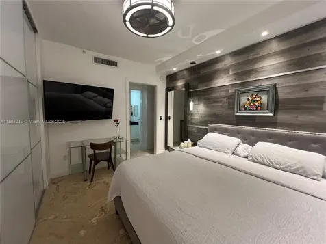 6917 Collins Avenue Miami Beach FL 33141