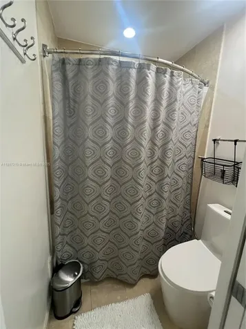 6917 Collins Avenue Miami Beach FL 33141