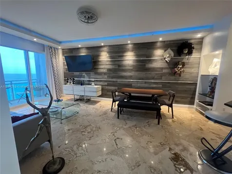 6917 Collins Avenue Miami Beach FL 33141