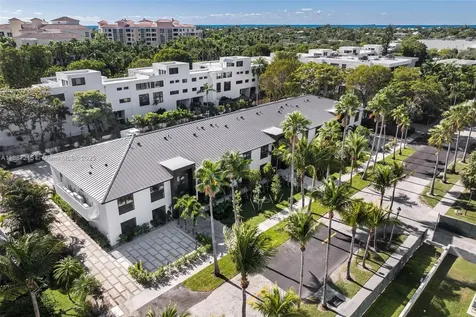 200 Sunrise Drive Key Biscayne FL 33149