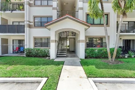 540 S Park Road Hollywood FL 33021