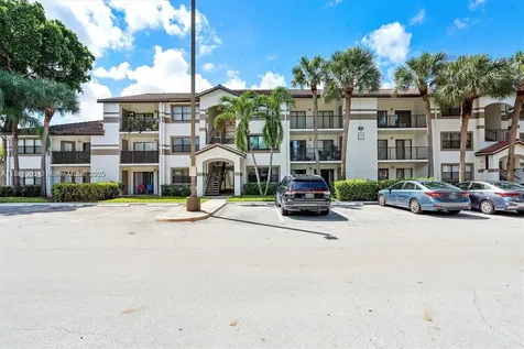 540 S Park Road Hollywood FL 33021