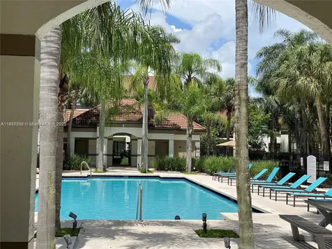 540 S Park Road Hollywood FL 33021