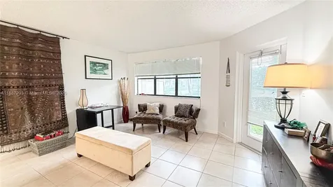 540 S Park Road Hollywood FL 33021