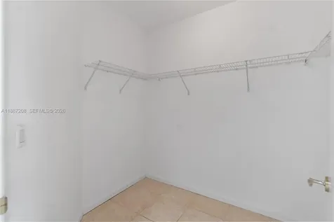 4779 Collins Avenue Miami Beach FL 33140