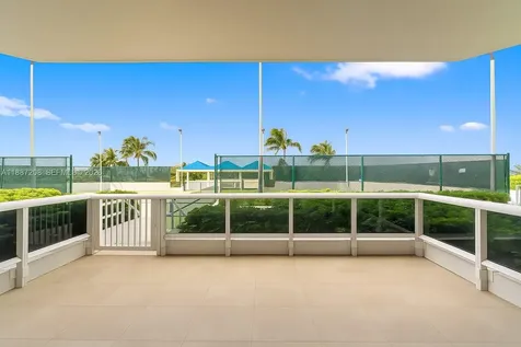 4779 Collins Avenue Miami Beach FL 33140