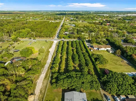 18800 SW 197 Avenue Miami FL 33187