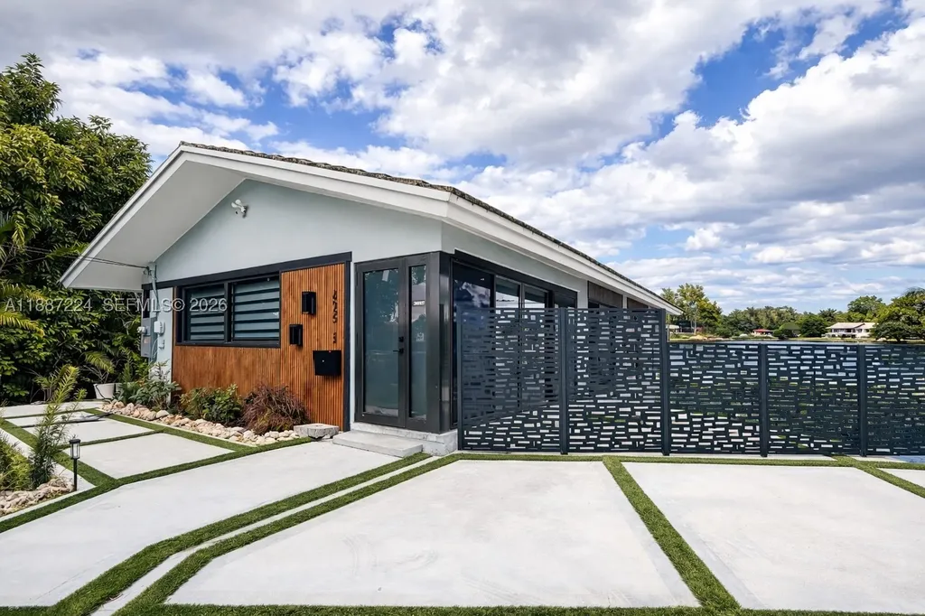 425 NE 103rd Street Miami Shores FL 33138