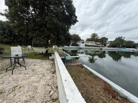 425 NE 103rd Street Miami Shores FL 33138