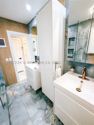 425 NE 103rd Street Miami Shores FL 33138