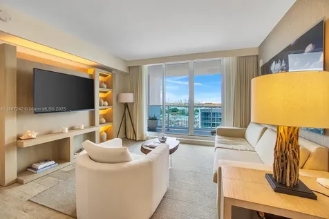 102 24 Street Miami Beach FL 33139
