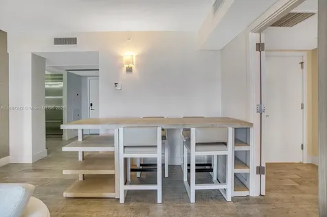102 24 Street Miami Beach FL 33139