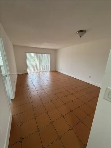 7703 Camino Real Miami FL 33143