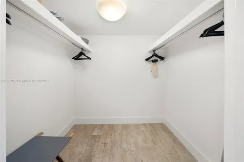 102 24th Street Miami Beach FL 33139