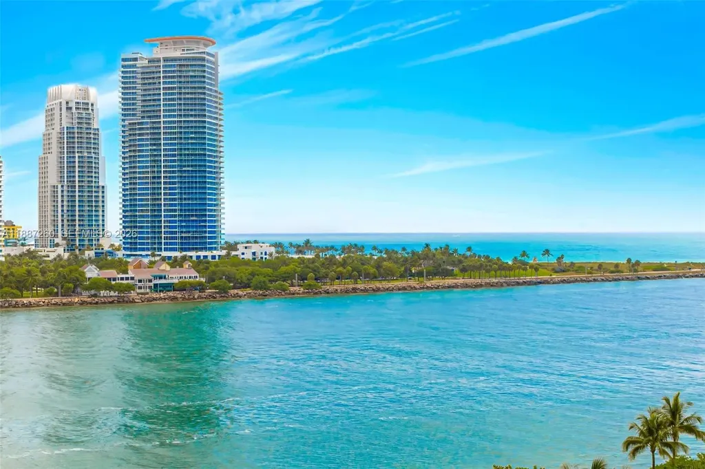 7085 Fisher Island Drive Miami Beach FL 33109