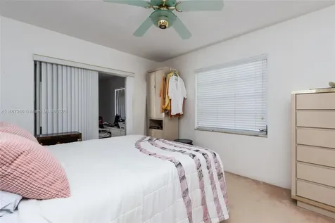1431 Wiley Street Hollywood FL 33020