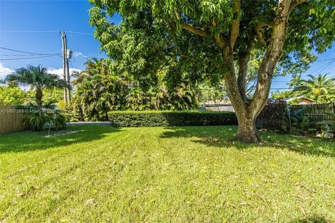 1431 Wiley Street Hollywood FL 33020