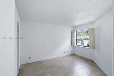 17270 NW 60th Court Hialeah FL 33015