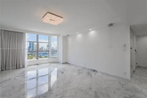 19195 Mystic Pointe Drive Aventura FL 33180