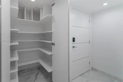 19195 Mystic Pointe Drive Aventura FL 33180