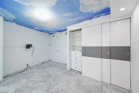 19195 Mystic Pointe Drive Aventura FL 33180