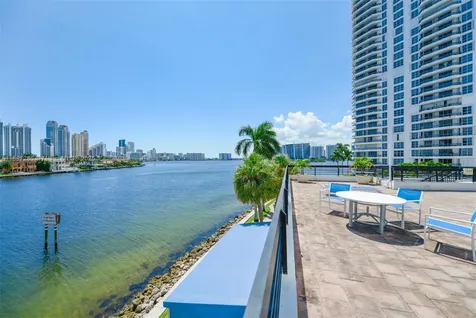19195 Mystic Pointe Drive Aventura FL 33180